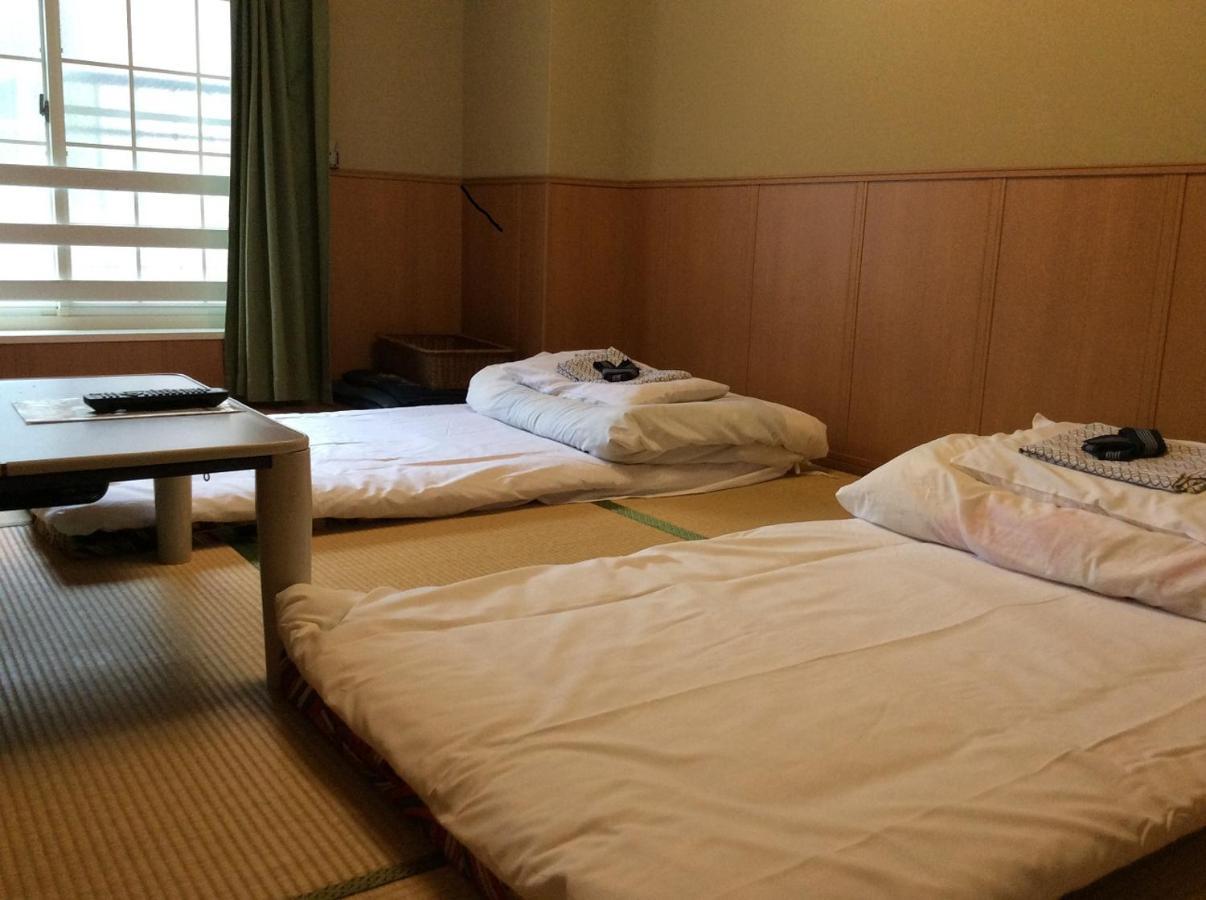 Hotel Villa Dogo Matsuyama  Bagian luar foto